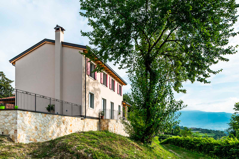 Casa in collina a Vittorio Veneto Woodbau Longarone