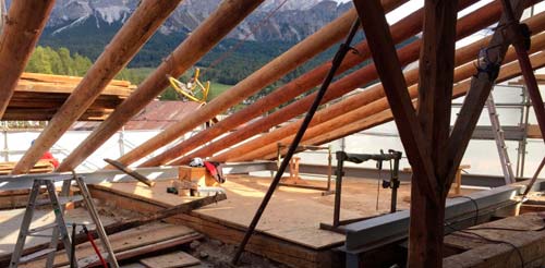 Tetto in legno Woodbau a Cortina d'Ampezzo