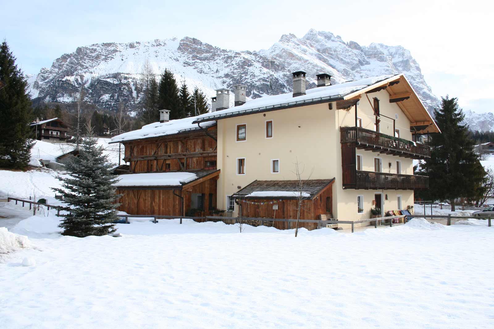 Ampliamento a Cortina d'Ampezzo Woodbau Longarone